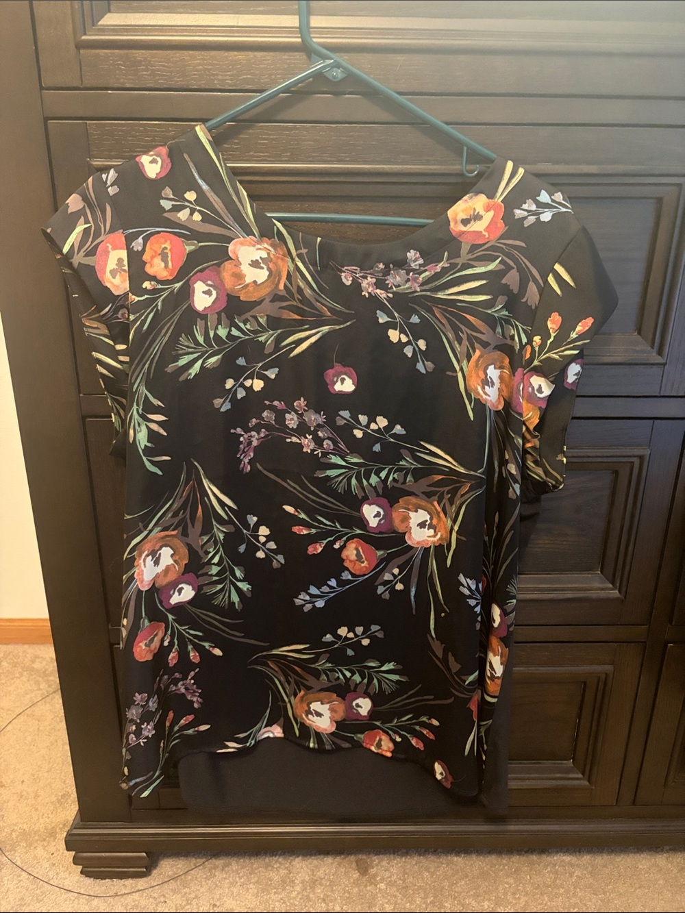 Black Floral Scoop Neck Women's Blouse
